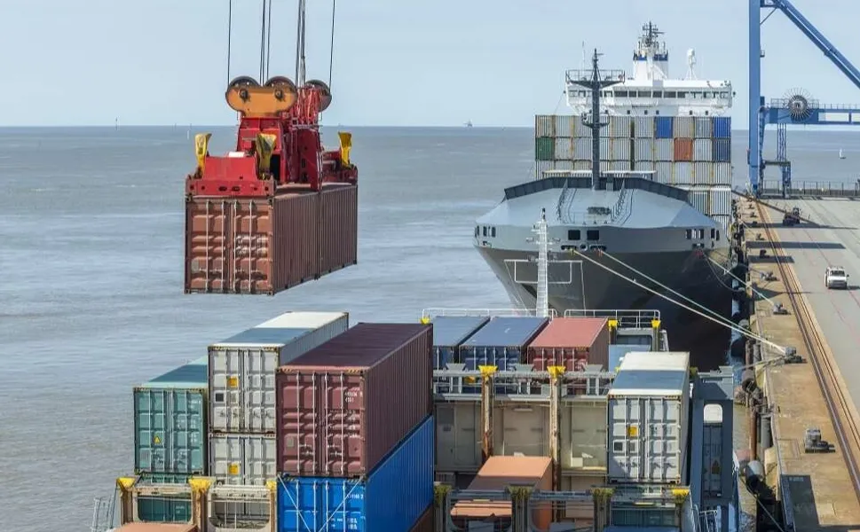 Ocak'ta dış ticaret açığı 8,4 milyar dolara yükseldi