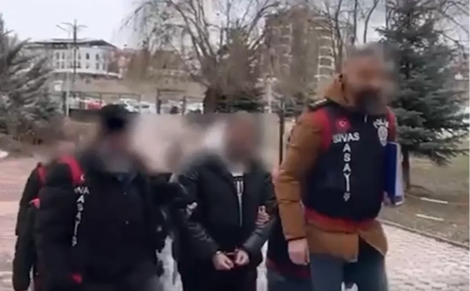 22 ilde dev operasyon! 390 dolandırıcı yakalandı