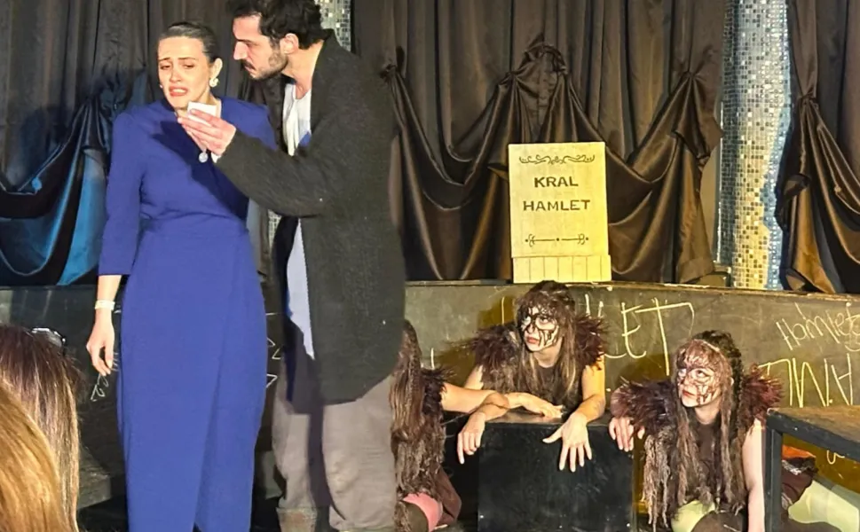 Bursa Uludağ Üniversitesi GSF öğrencilerinden özel güne özel program