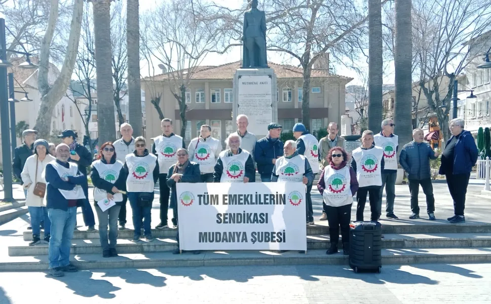 Emekliler Mudanya'dan seslendi: Emeklinin yüzü gülmeden bayram gelmez