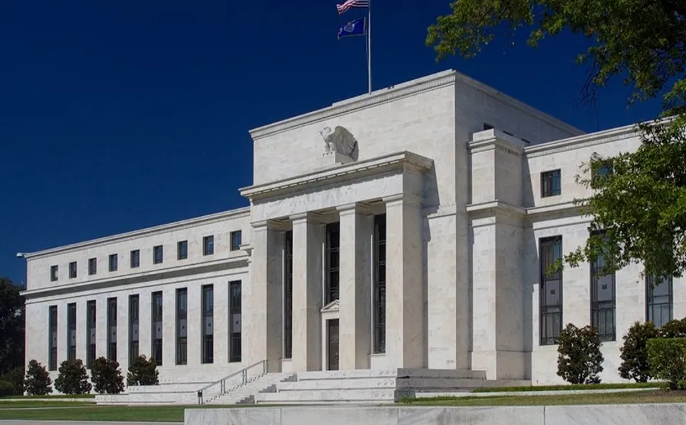 Fed faizi sabit tuttu! Powell'dan 'yüzde 2 enflasyon hedefi' vurgusu