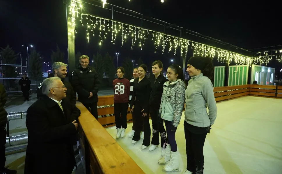 Kayseri'ye açık hava buz pateni pisti geliyor