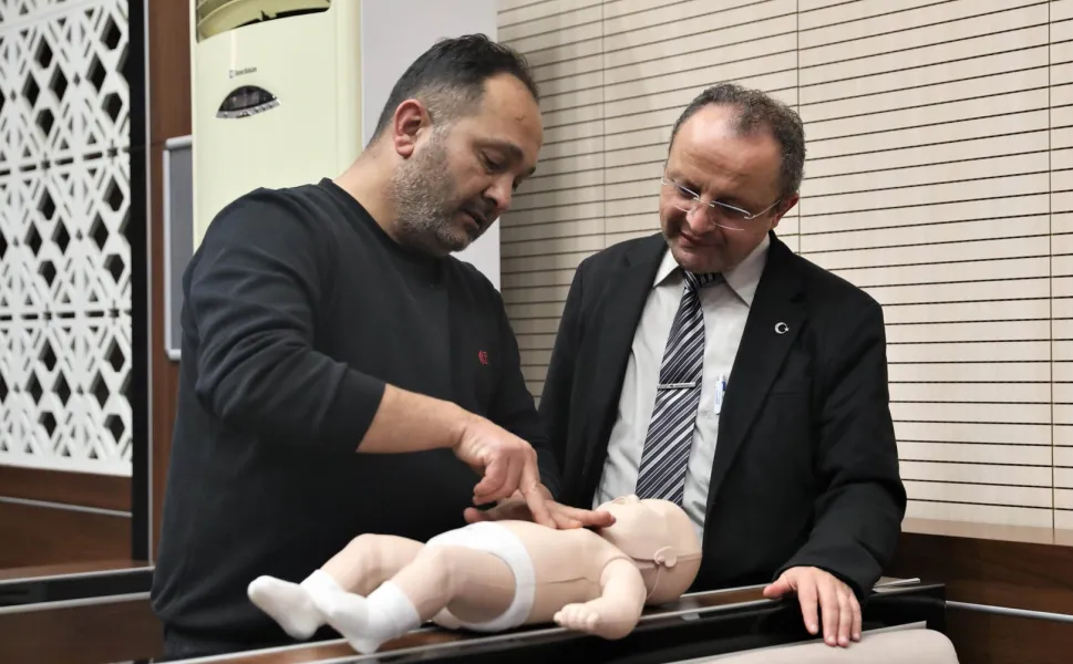 Keçiören Belediyesi personeline 'ilk yardım' eğitimi