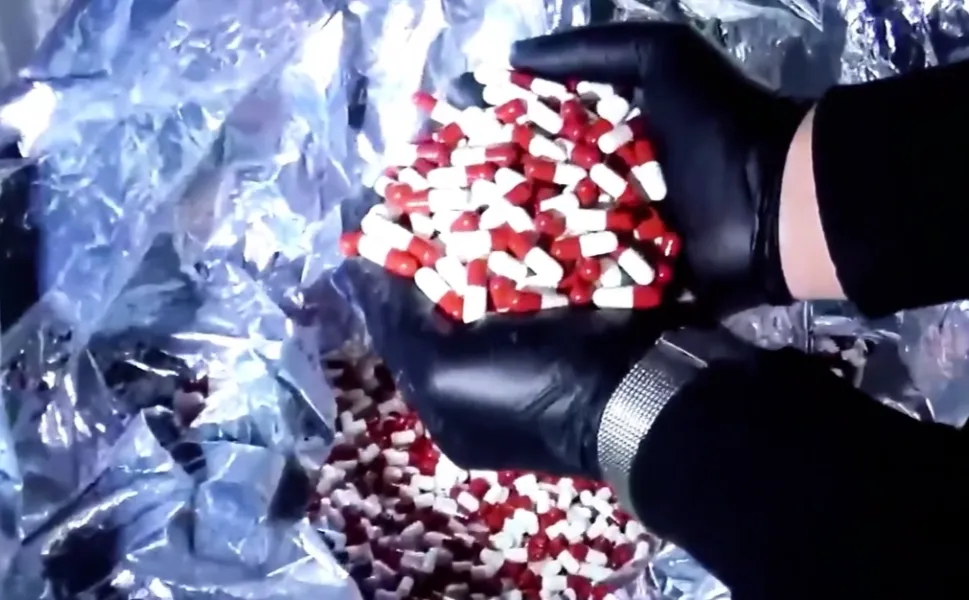 Sınırda ve limanda dev operasyon! 828 milyon TL'lik 484 kilo uyuşturucu ele geçirildi