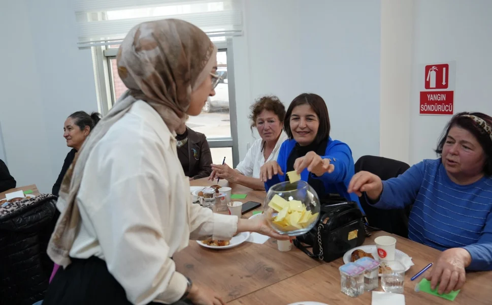 Keçiören'de kadınlara özgüven aşılayan program