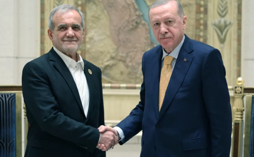 Cumhurbaşkanı Erdoğan, İranlı mevkidaşıyla görüştü