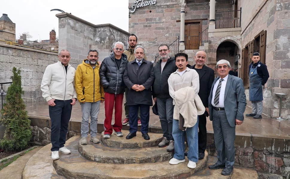 Zafer Algöz'den Kayseri Talas'a tam not