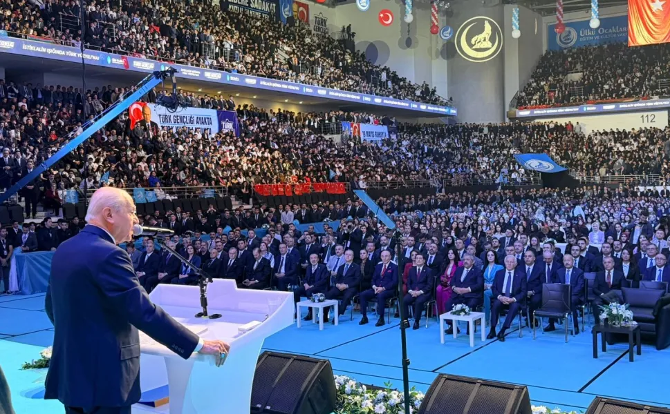 Bahçeli Büyük Kurultay'da konuştu: Türk gençliği Türkiye Yüzyılı'nın teminatıdır