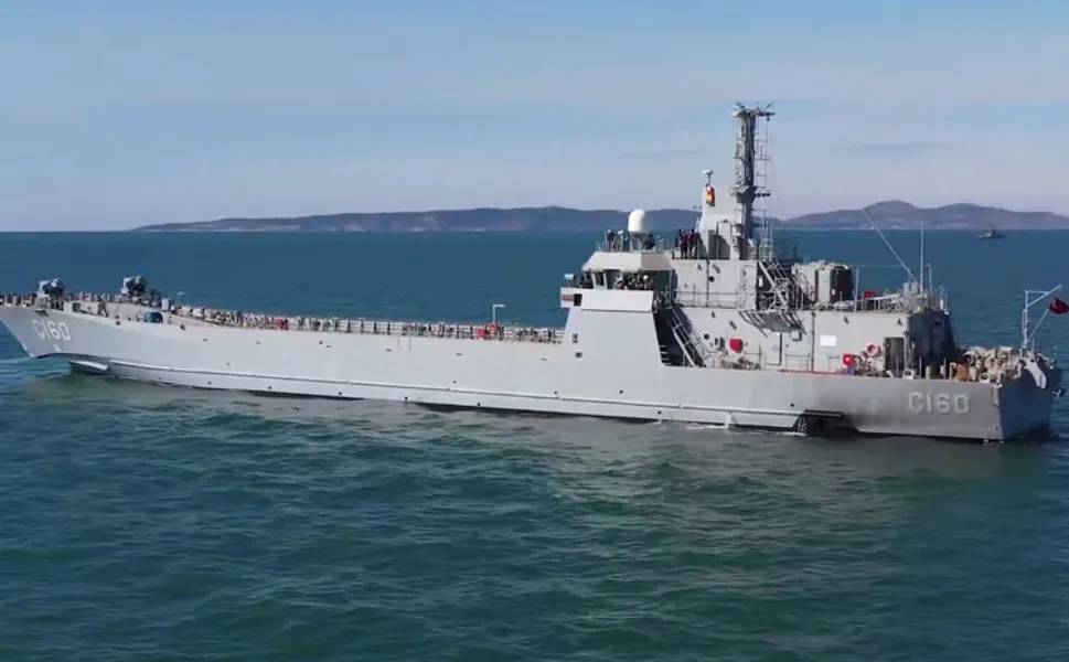 Yeni tip çıkarma gemisinde ikinci teslimat... Ç-160 Deniz Kuvvetleri envanterinde