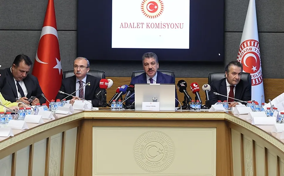 12. Yargı Paketi için Meclis'te mesai başladı... 12. Yargı Paketi Adalet Komisyonu'nda