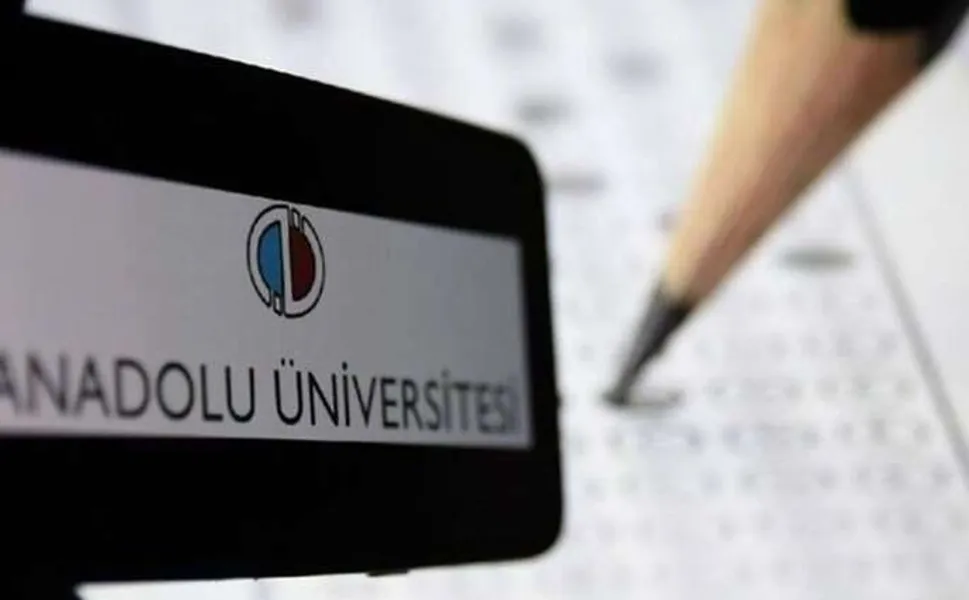Anadolu Üniversitesi AÖF'nin yeni Yaz Okulu Yönetmeliği yayımlandı