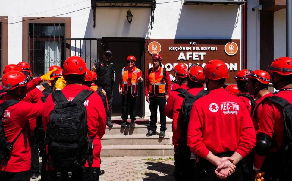 Keçiören'in Arama Kurtarma Ekibi eğitimlerini tamamladı