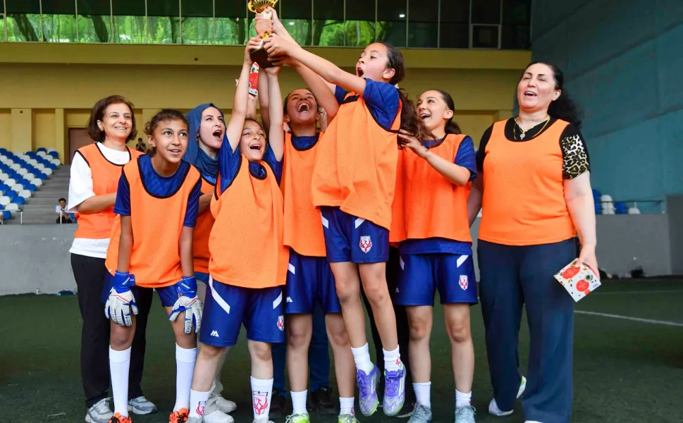 Ankara'da Anne-Kız Futbol Turnuvası coşkusu