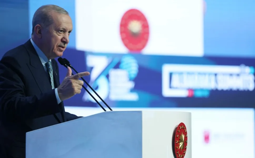 Cumhurbaşkanı Erdoğan'dan Ekonomi Zirvesinde kritik mesajlar... Küresel sarsıntılar her ülkede hissediliyor