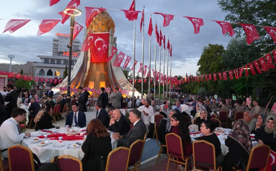 Ankara Keçiören'de 15 Temmuz Şehitleri dualarla anıldı