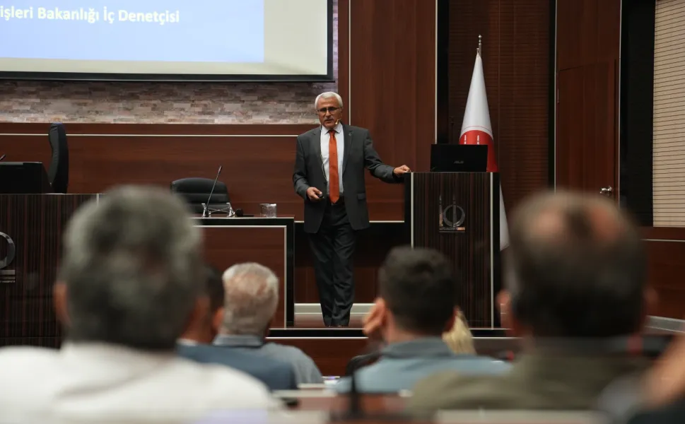 Keçiören'de belediye personeline hizmet içi eğitim