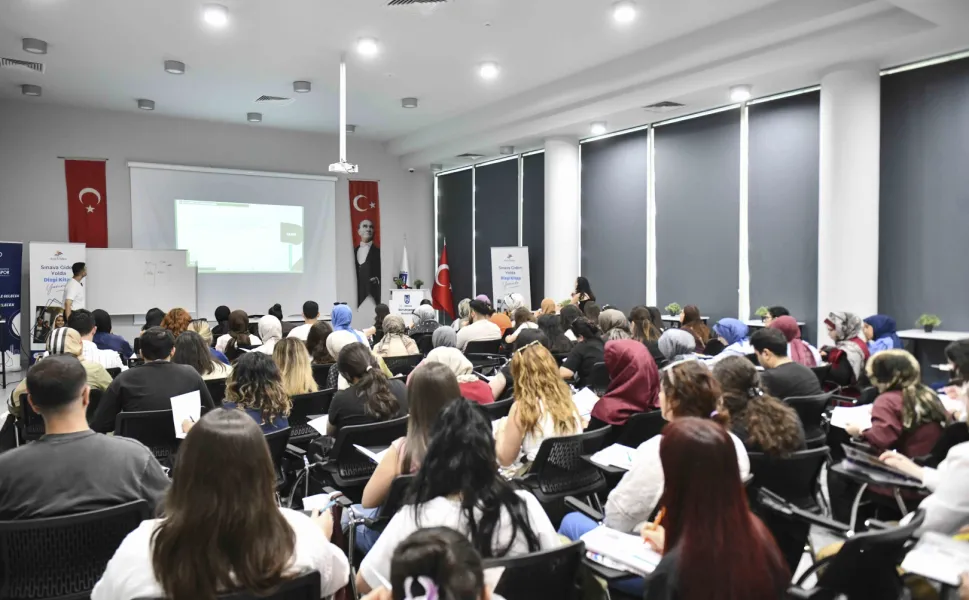 Ankara'da öğretmen adaylarına ücretsiz sınav kampı