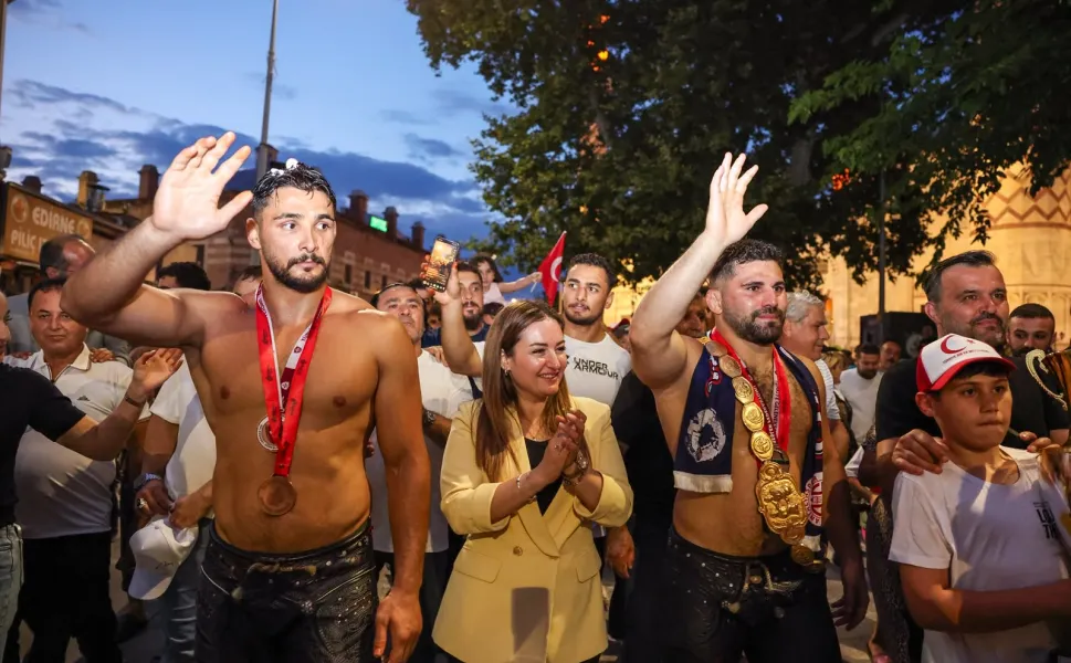 Kırkpınar'da Altın Kemer Antalya'ya geldi