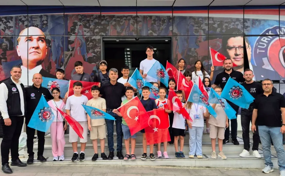 Metal çocukları Ankara yolunda