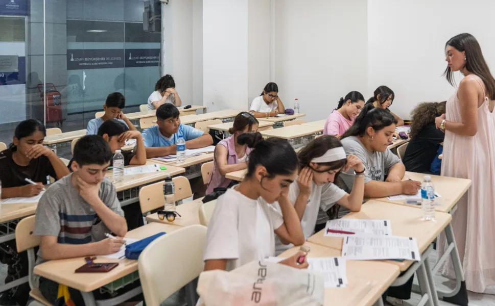 Sınav Destek Merkezlerinde yaz dolu dolu geçiyor