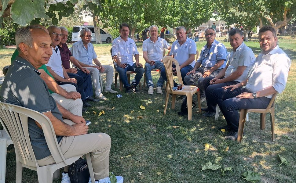 İYİ Parti Teşkilatı, Murat Bozkurt’u Yeğeninin sünnet merasiminde yalnız bırakmadı