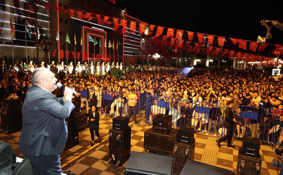 Keçiören'de 'Zafer' coşkusu meydanlara sığmadı