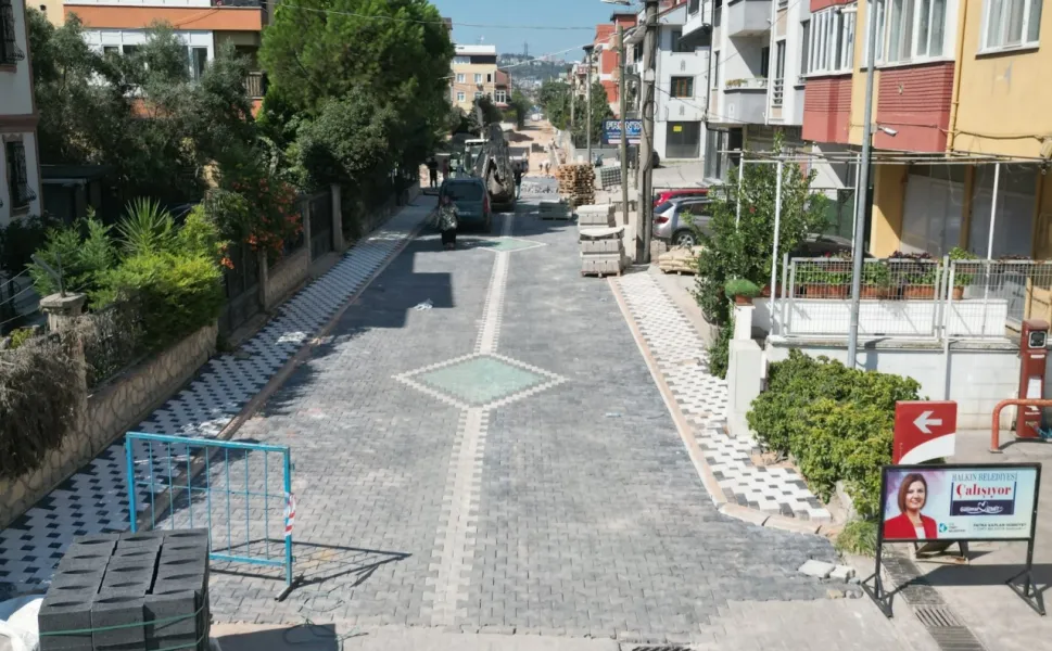 İzmit'te SEDAŞ çalışması ardından yollar yenilendi