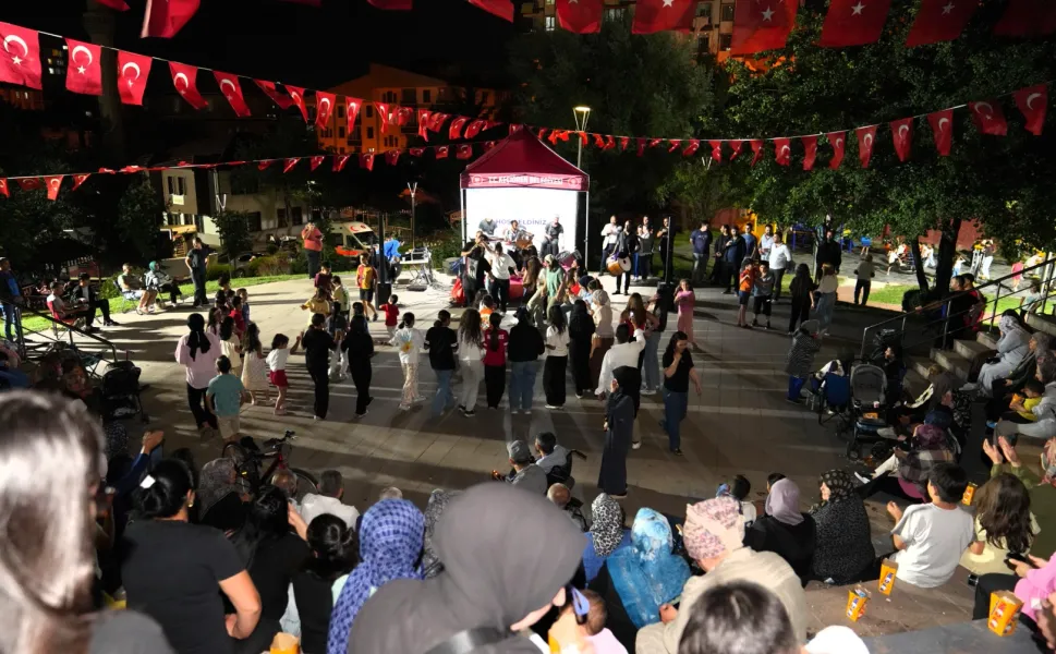 Keçiören'de park konseri coşkusu devam ediyor