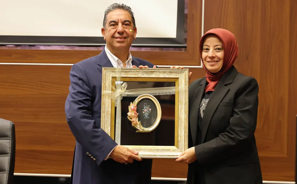 Keçiören'de personele meme kanseri farkındalığı