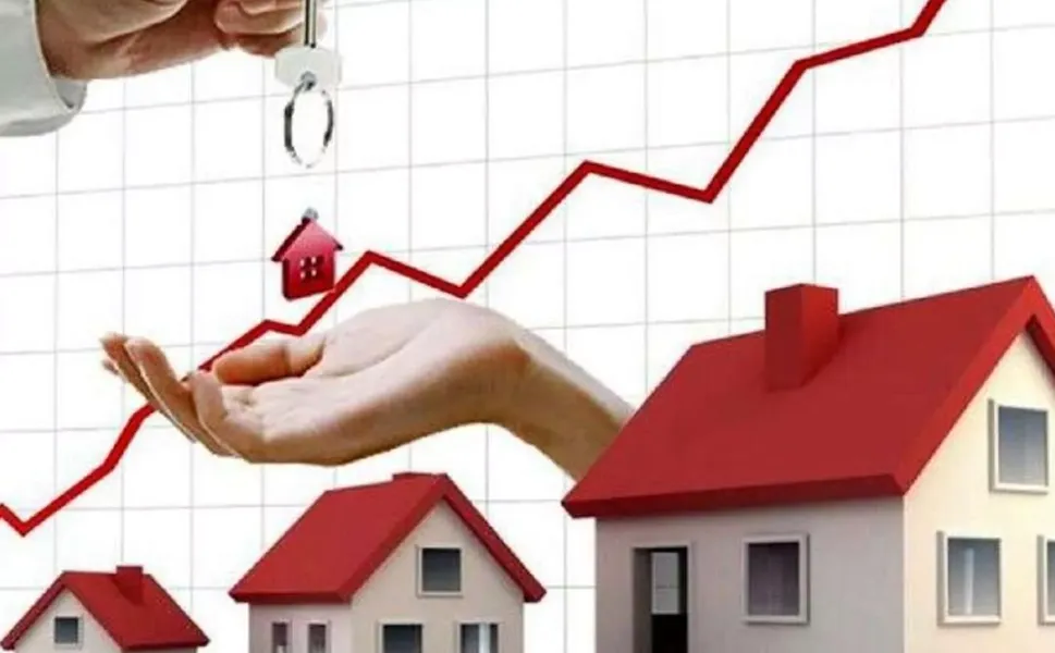Konut fiyatları Ağustos'ta arttı ancak reelde geriledi