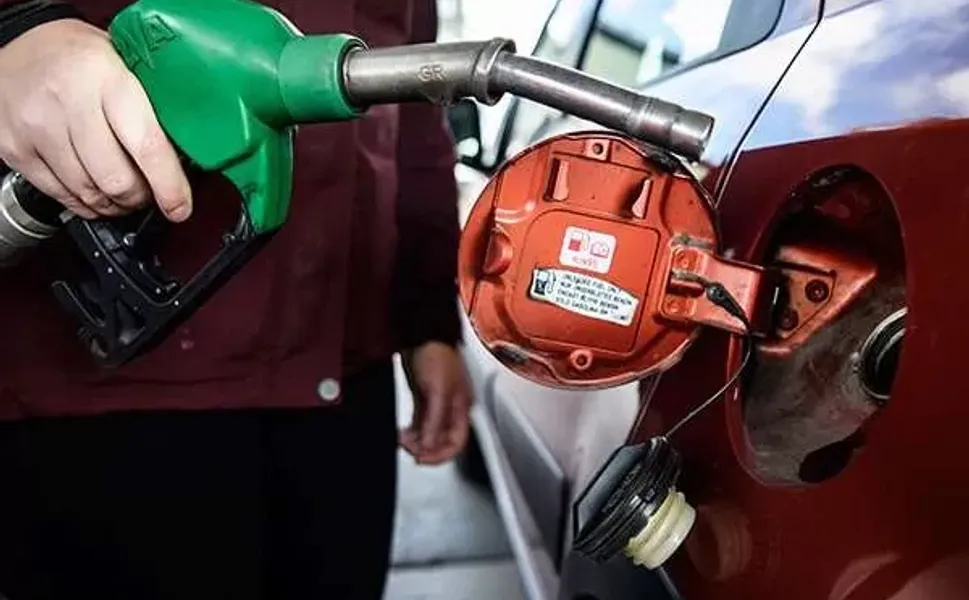 Motorin zammı ardından benzine de zam beklentisi