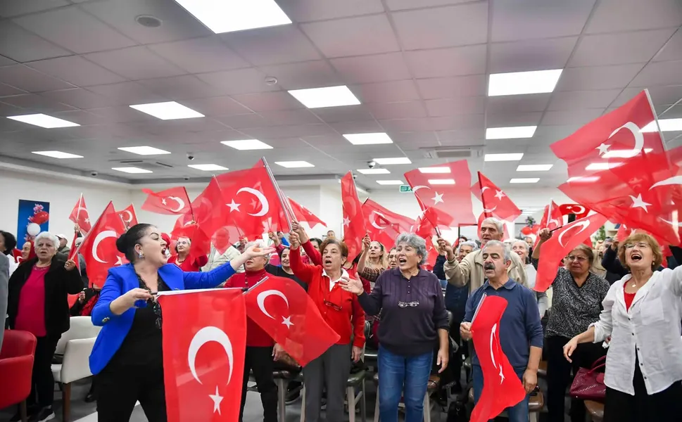 Ankara Batıkent Emekliler Lokali'nde Cumhuriyet coşkusu