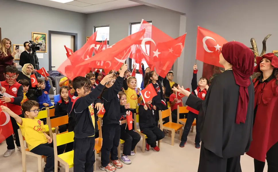 Ankara Keçiören'de cumhuriyet coşkusu çocukların hayalleriyle buluştu