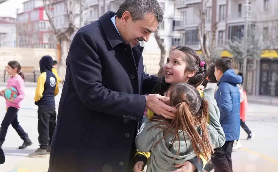 Bakan Tekin'den 11 Ekim Dünya Kız Çocukları Günü mesajı