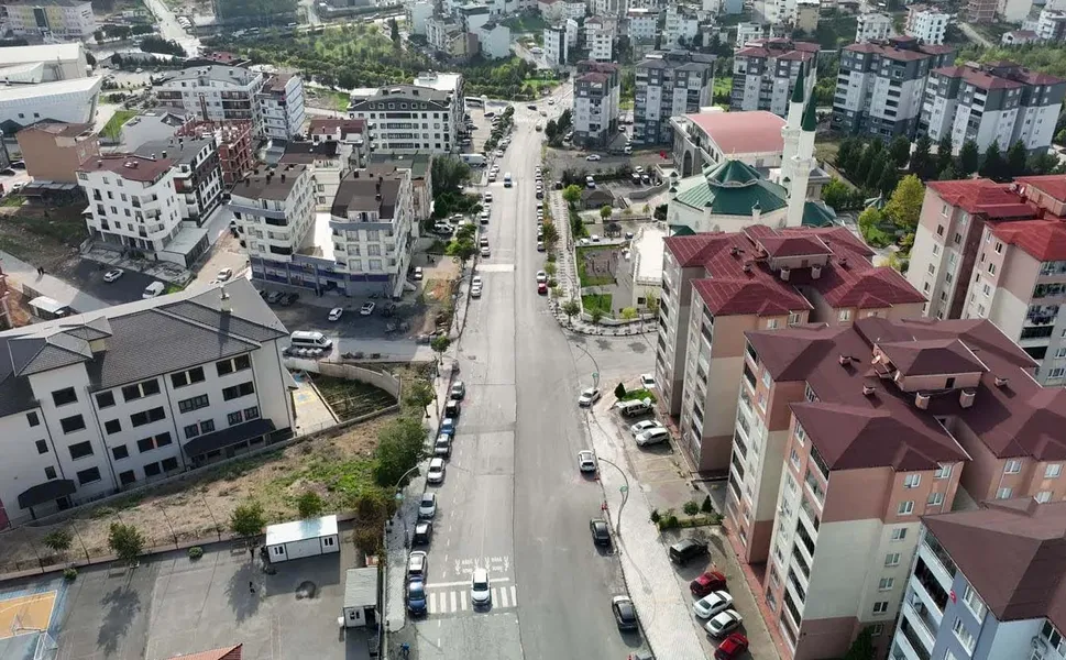 Çayırova Bahriye Üçok Caddesi 'prestij cadde' oluyor