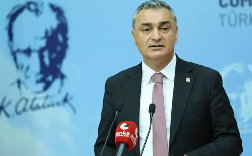 CHP'li Sarı'dan ekonomi ve siyaset gündemine sert eleştiriler... Erken yerel seçim çağrısı yaptı