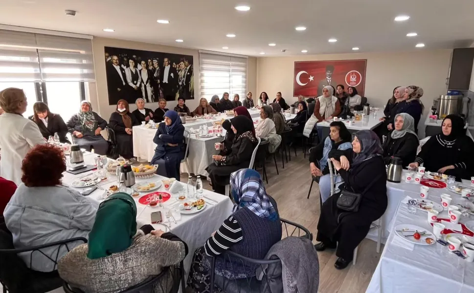 Keçiören'de değerlerin aile yapısındaki önemi ele alındı