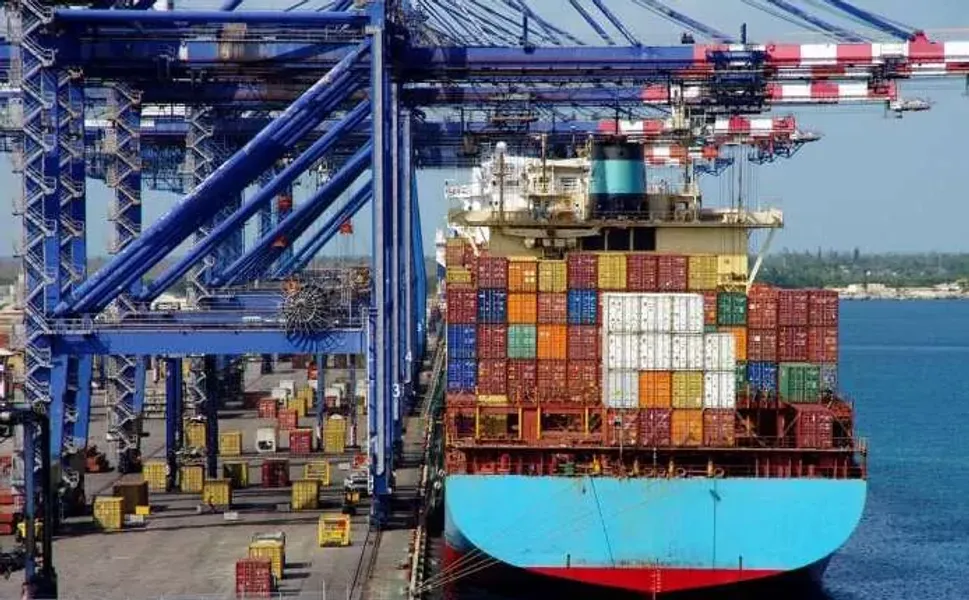 Türkiye ihracatta rekor kırdı... Dış ticaret açığı yüzde 25,8 geriledi